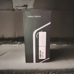 Samsung Galaxy Z Flip 7 fe – 256 GB – Jetblack (Factory Unlocked) selded
