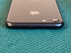 Apple iPhone 8 – 64GB – Space Gray (Unlocked) A1863 (CDMA + GSM)