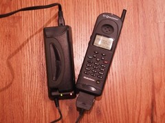Globalstar gsp-1600 Tri -Mode Sat. & Cell. phone with GCK-1410 Hands Free Carkit