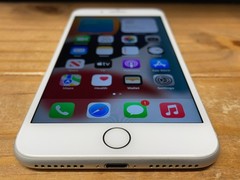 Apple iPhone 7 Plus – 128 GB – Silver (Unlocked GSM) A1784 – C Grade – 77% Bat