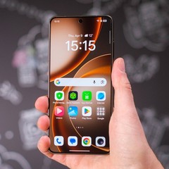 Oppo Find X9 Ultra 5G 6.82&Prime; Mobile Phone Snapdragon 8 Elite Gen 5 7050 mAh NFC