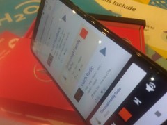 MOTOROLA Z4+PROJ+JBL+ ATT SERVC 2MOS +PROJECTOR +JBL SBOOST Snapdrg625 HOMESETUP