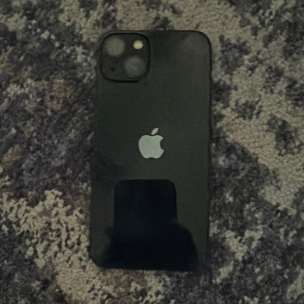 Apple iPhone 13 128GB Black Bar Smartphone 12MP Dual Rear Camera