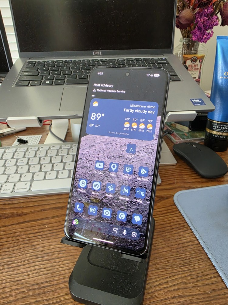 Good Condition Google Pixel 8 Unlocked 128GB