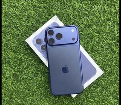 Apple iPhone 17 Pro Max 256 GB Deep Blue – Factory Unlocked