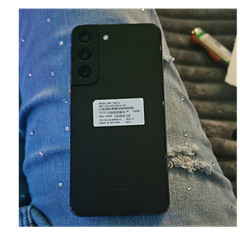 Samsung Galaxy S22 5G SM-S901U 128GB 8GB RAM Octa Core 6.2&Prime; Black AT&T Android