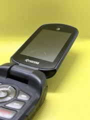 Kyocera DuraXE E4710 – 8GB At&t GSM Unlocked Rugged Flip Phone – Condition OK.