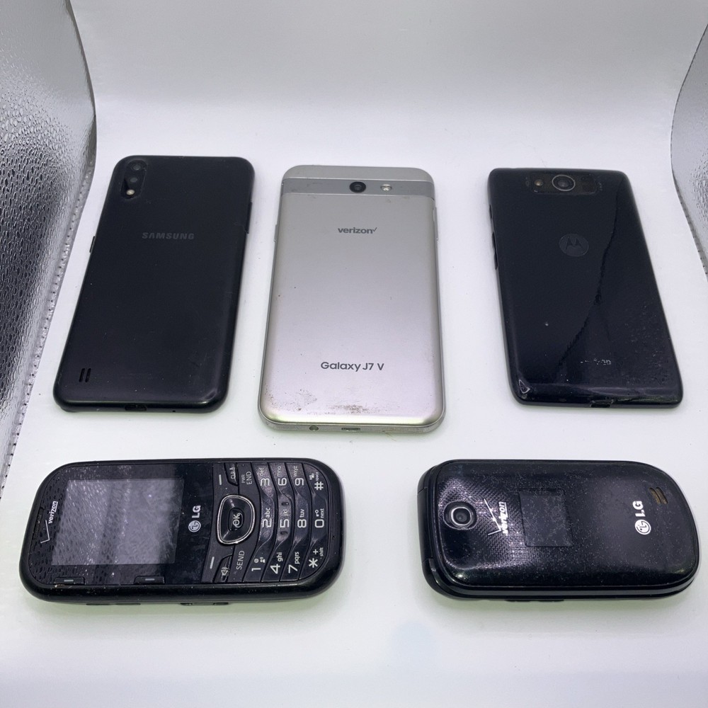 *PREOWNED/UNTESTED/FOR PARTS* Lot of Cell Phones (Samsung, LG, etc.)