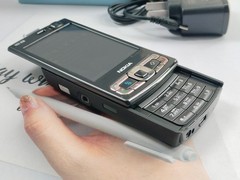Boxed Nokia N95 8GB Factory UNlocked Full Function Buttons Mobile Phone