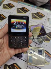 2.4 in Unlocked I19 2G Cell Phone Dual SIM Foldable Screen Rotation Mobile Phone