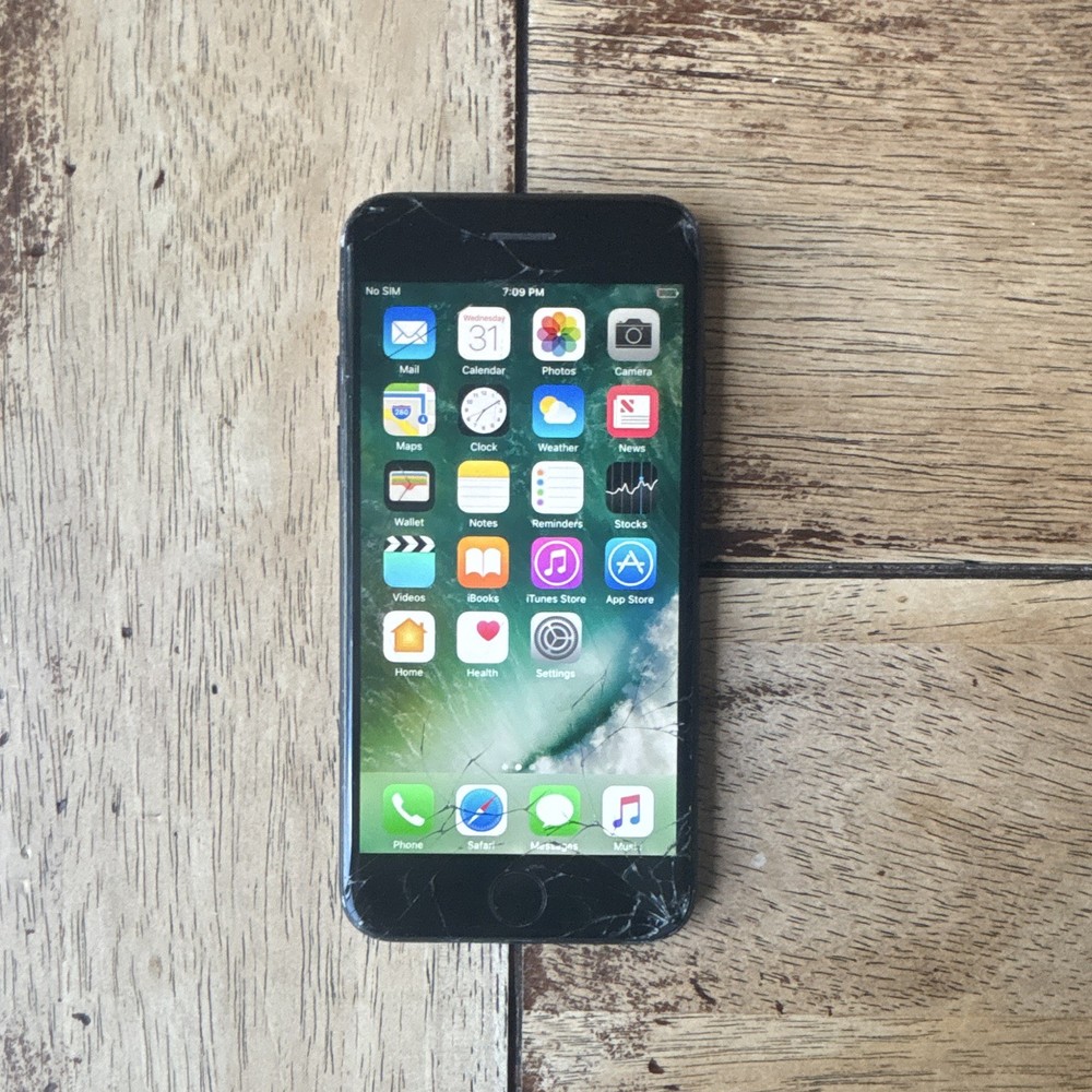 Rare iPhone 7 iOS 10.0