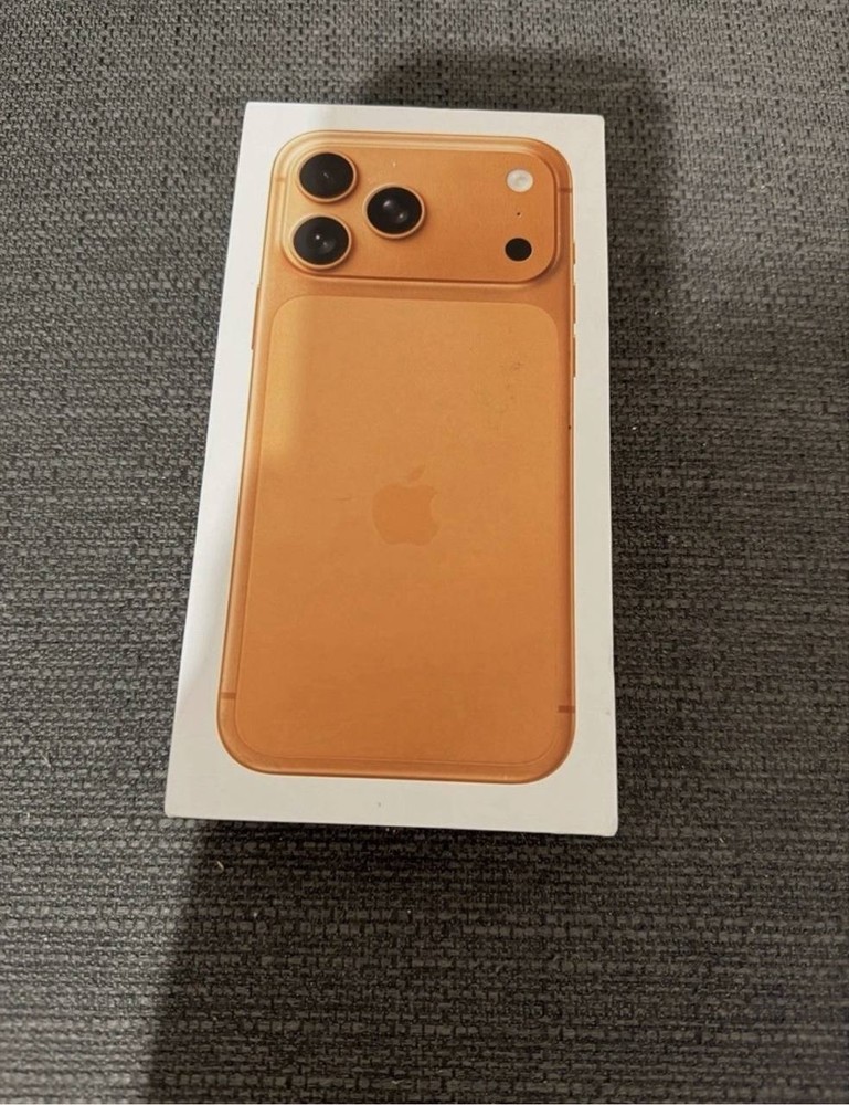 Apple iPhone 17 Pro Max 2TB Gold iOS Smartphone, eSIM, Wi-Fi Bluetooth