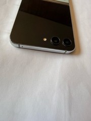 Samsung Galaxy Z Flip5 512GB factory Unlocked – Used – Green