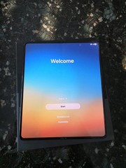Samsung Galaxy Z Fold4 SM-F936U – 512GB – Phantom Black (AT&T) UNLOCKED