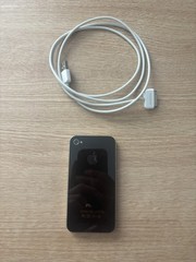 Apple iPhone 4- 16GB Black AT&T Locked A1332