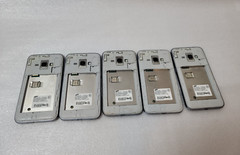 lot of 5x Samsung Galaxy J1 SM-J120W Black CA. READ!