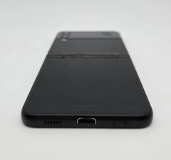 Samsung Galaxy Z Flip3 – Unlocked – 128GB – Phantom Black – SM-F711U1 – READ