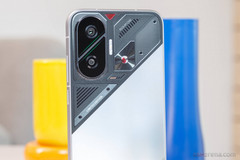 Xiaomi POCO F7 5G 6.83&Prime; 120Hz AMOLED 256GB/512GB Snapdragon 8s Gen 4 NewSealed