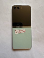 Samsung Galaxy Z Flip5 512GB factory Unlocked – Used – Green