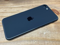 Apple iPhone SE 2nd Gen. – 64GB – Black (Unlocked) A2275 – Works – 76% Bat