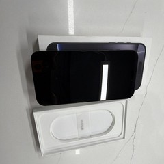 Apple iPhone 16 Pro Max 512GB Black Titanium with box read description