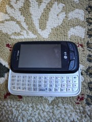 LG Verizon Slide Phone QWERTY Keyboard Smartphone Touchscreen – AS IS
