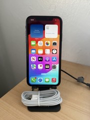 Apple iPhone XR – 64 GB (Factory Unlocked) Black- 🔋79%