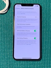 Apple iPhone XS Max – 64GB – Gold (Unlocked) A1921 (CDMA + GSM)