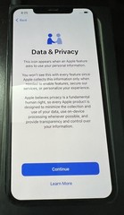Apple iPhone 11 Pro Max MWH22LL/A Midnight Green 64GB / Used