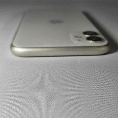 Apple iPhone 11 – 64 GB – White – Unlocked – Dual Camera A13 Chip Free Otterbox