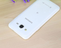 Samsung Galaxy J5 (2016) J510FN 5.2&Prime; Quad Core Single SIM 4G LTE Smartphone
