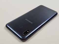 Samsung Galaxy A10e (SM-A102U) 32GB – Blue (Sprint) Smartphone – CRACKED – B421