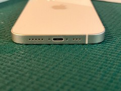 Apple iPhone 14 – 128 GB – Starlight (Unlocked) (CDMA + GSM) A2649 ESim