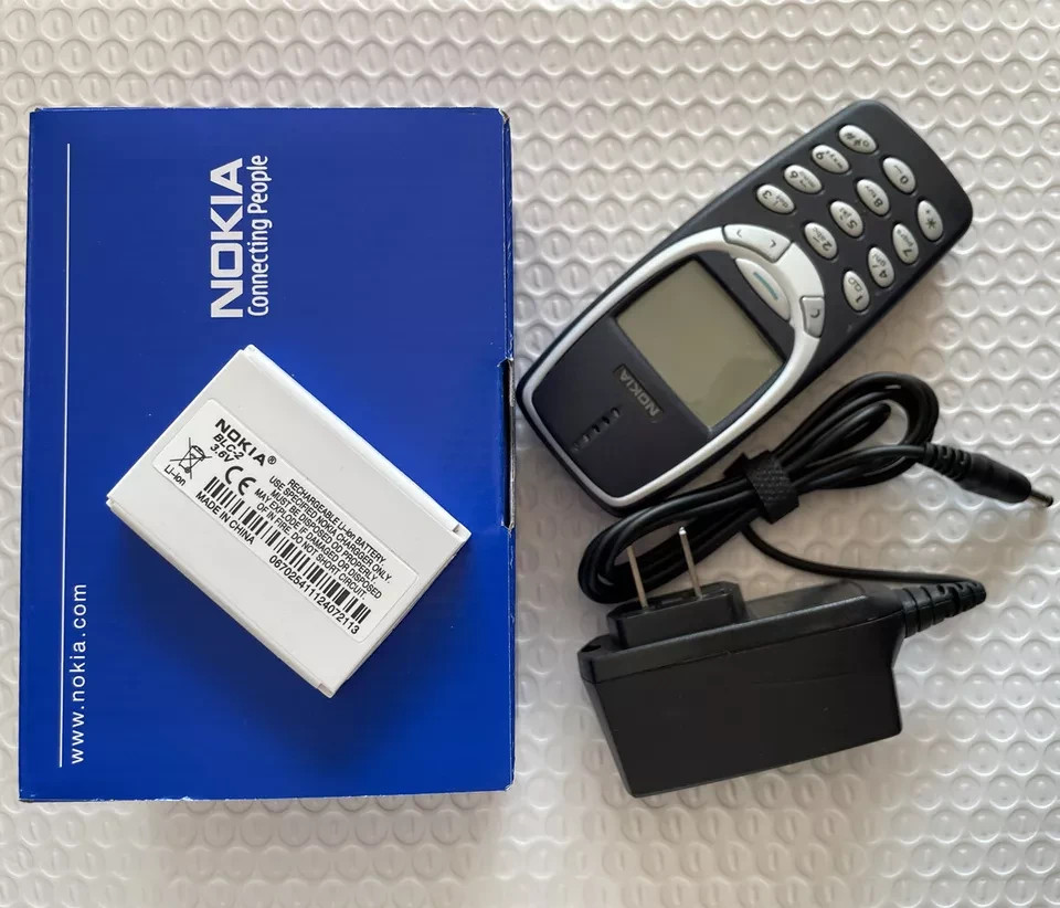 Nokia 3310 Blue Unlocked 2G GSM 900/1800 Good Quality Cellular Phone