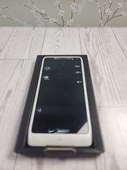 Motorola Droid RAZR M 8GB White Verizon Smartphone Open Box