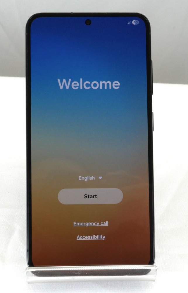 Samsung Galaxy S23 SM-S911U 128 GB Black Unlocked Grade B No SIM