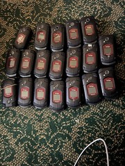 Lot Of 40 Kyocera DuraXV E4520PTT Rugged GPS Waterproof Cell Phone Verizon