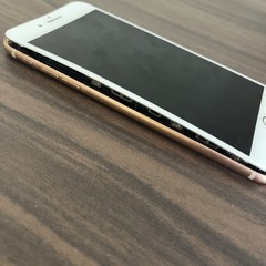 apple iphone 8 plus unlocked Rose Gold 64 GB For Parts