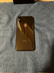Apple iPhone XS – 64GB – Space Gray (AT&T) A1920 (CDMA + GSM)