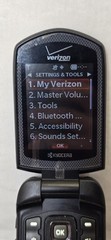 Vintage Kyocera Verizon KYOE4520NCPTT Flip Cell Phone, Black « O2B » Works Great!!