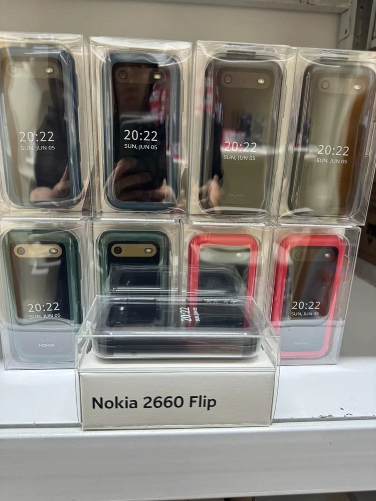 Brand New – Nokia 2660 Flip Dual-SIM RAM Unlocked All colors
