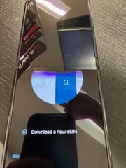 Motorola RAZR 2023 Sage Green -128GB – With issues – AS IS