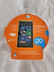 Nokia Lumia 520 Prepaid Smartphone 8GB Black Touch Screen AT&T Phone Sealed