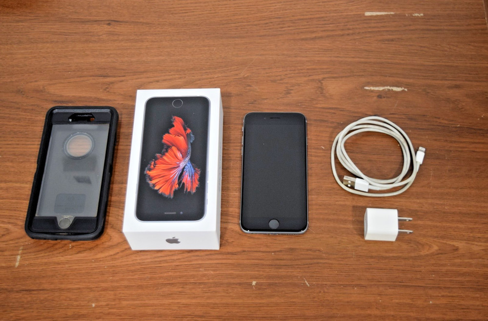 Apple iPhone 6s Space Grey 32GB 2GB RAM 4.7&Prime; 12MP IOS Smartphone