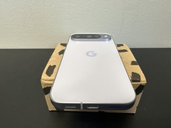 Google Pixel 10 128GB Frost Unlocked Excellent (100% Battery, Cycle 63)