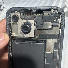 Locked Apple iPhone 14 – 128GB Black – Crcked Front and Rear Camera – Read